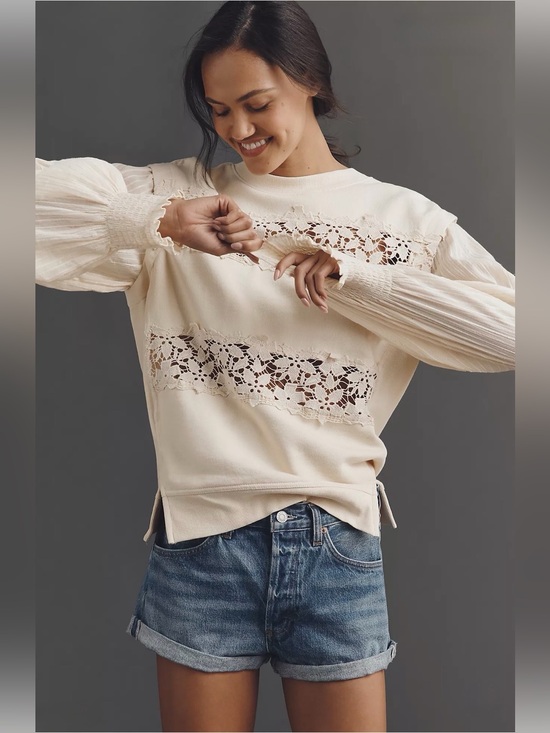 Anthropologie Tops - By ANTHROPOLOGIE Floral Cutwork Pullover Cream Top Womens Size Medium